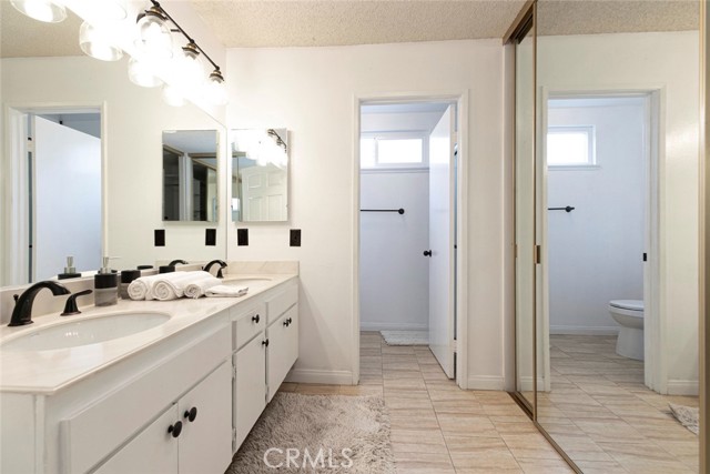 Detail Gallery Image 29 of 49 For 22836 Covello St, West Hills,  CA 91307 - 5 Beds | 3 Baths