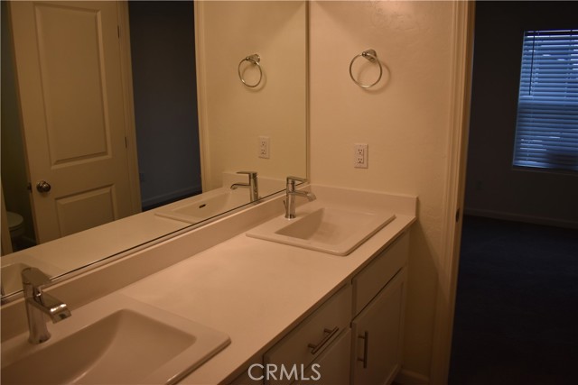 Detail Gallery Image 28 of 38 For 296 Grand Canyon Ct, Merced,  CA 95341 - 4 Beds | 3 Baths