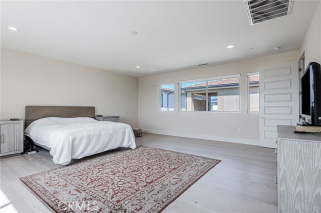 Detail Gallery Image 39 of 71 For 20532 W Birmingham Way, Porter Ranch,  CA 91326 - 4 Beds | 4/1 Baths