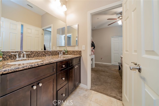 13546 Rincon Road, Apple Valley CA: https://media.crmls.org/medias/9848bbf0-7f39-4b92-8ff2-264257500263.jpg