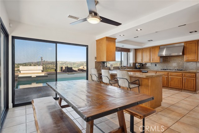 Detail Gallery Image 24 of 67 For 4372 Park Vicente, Calabasas,  CA 91302 - 4 Beds | 4/1 Baths