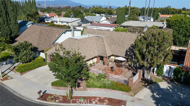 15232 Lille Circle, Irvine CA: https://media.crmls.org/medias/984bb0fd-30f8-41a2-b4db-3e42115f996d.jpg