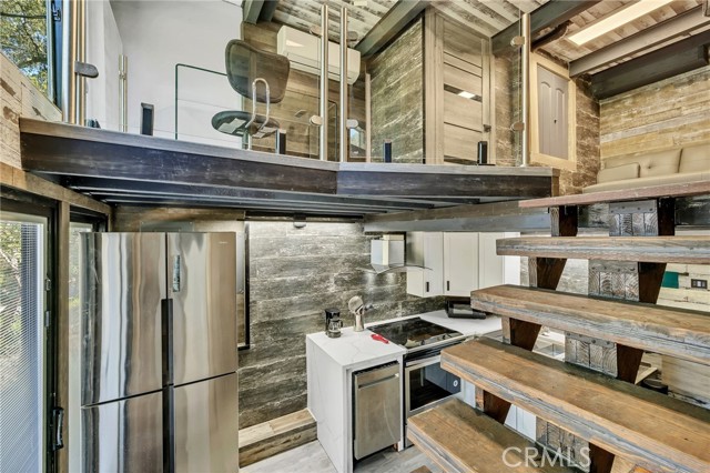 Detail Gallery Image 46 of 55 For 4256 Rosario Rd, Woodland Hills,  CA 91364 - 4 Beds | 2 Baths