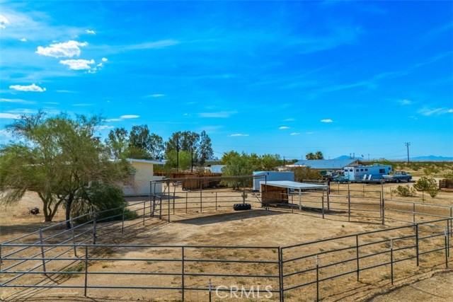 Detail Gallery Image 38 of 48 For 4435 Bullion Ave, Twentynine Palms,  CA 92277 - 4 Beds | 2/2 Baths