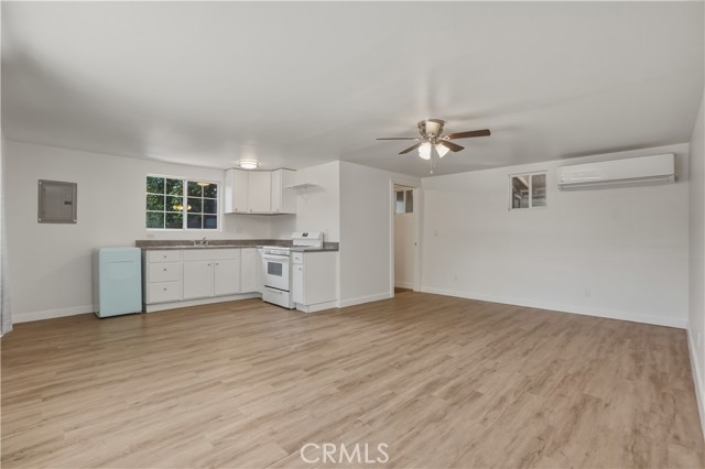 Detail Gallery Image 19 of 37 For 6527 Buffalo, Van Nuys,  CA 91401 - 3 Beds | 2 Baths