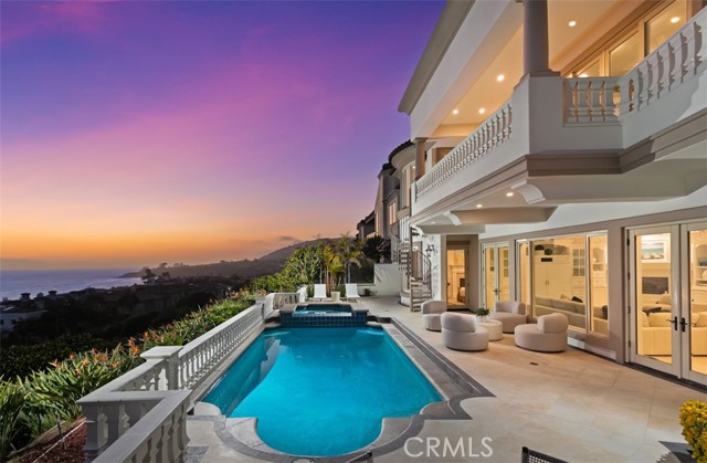 71 Ritz Cove Drive, Dana Point CA: https://media.crmls.org/medias/984de8ad-651d-4d6d-bf54-948c9429fd42.jpg