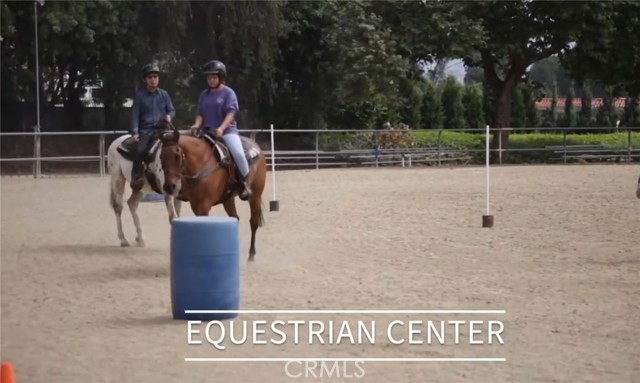 Detail Gallery Image 32 of 43 For 2393 W via Mariposa 2b,  Laguna Woods,  CA 92637 - 2 Beds | 2 Baths