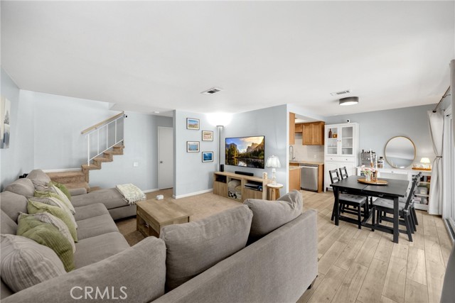 Detail Gallery Image 3 of 42 For 20276 Greenhill Lane #62,  Yorba Linda,  CA 92886 - 2 Beds | 1/1 Baths