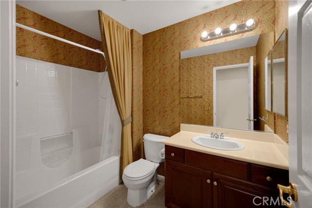 10201 Coral Lane, Moreno Valley CA: https://media.crmls.org/medias/984e7a06-f004-4a27-95c0-ce0f87a8b4c5.jpg