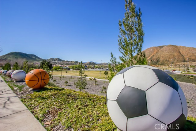 Detail Gallery Image 49 of 57 For 35319 Trailside Dr, Lake Elsinore,  CA 92532 - 4 Beds | 3 Baths