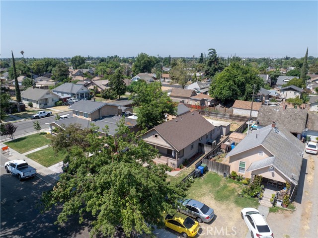 Detail Gallery Image 4 of 26 For 431 S Laurel St, Turlock,  CA 95380 - 4 Beds | 2 Baths