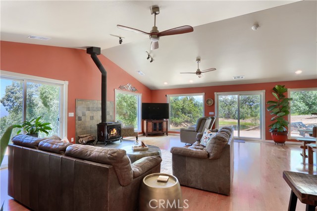 Detail Gallery Image 5 of 61 For 6097 Sherlock Rd, Midpines,  CA 95345 - 3 Beds | 2 Baths