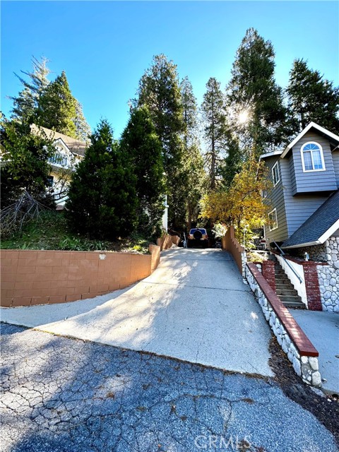 Detail Gallery Image 19 of 20 For 26937 Tunnel Dr, Lake Arrowhead,  CA 92352 - 4 Beds | 4 Baths