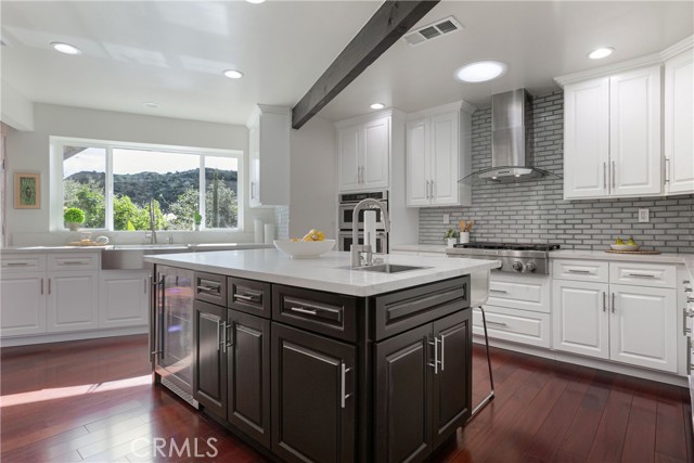 Detail Gallery Image 9 of 43 For 1753 Alamo Dr, Glendale,  CA 91207 - 4 Beds | 3/1 Baths