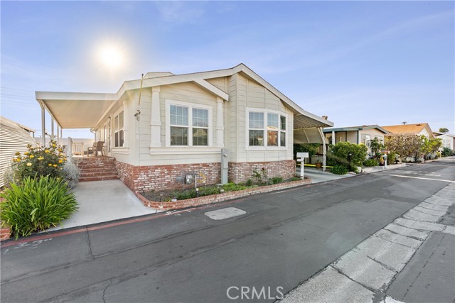 Detail Gallery Image 2 of 40 For 16444 Bolsa Chica St #57,  Huntington Beach,  CA 92649 - 3 Beds | 2 Baths