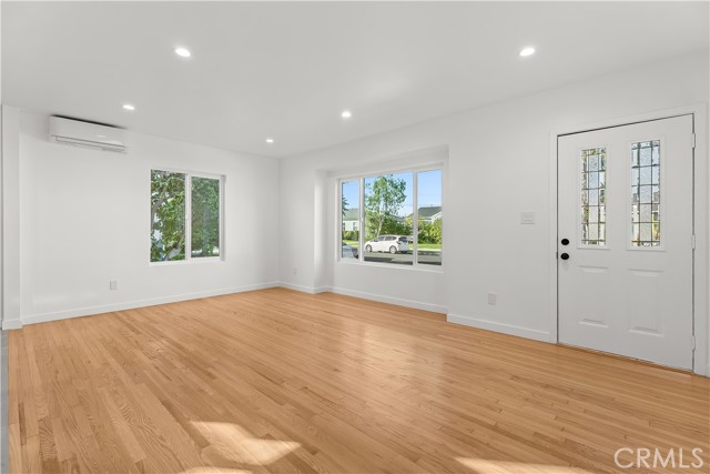 Detail Gallery Image 7 of 24 For 5324 W 121st, Hawthorne,  CA 90250 - – Beds | – Baths