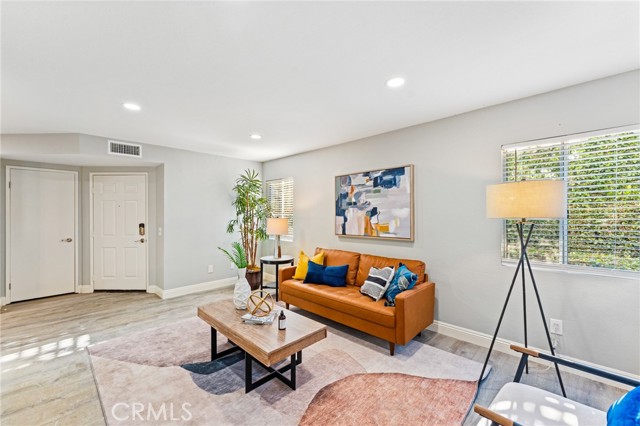 Detail Gallery Image 2 of 39 For 54 Corniche Dr #B,  Dana Point,  CA 92629 - 2 Beds | 2 Baths