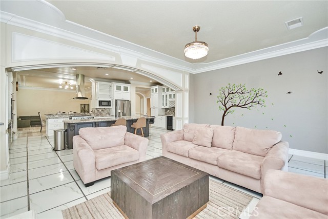15446 Skyridge Drive, Riverside CA: https://media.crmls.org/medias/9851e3ec-d316-4a71-b061-dc31306ccd0e.jpg