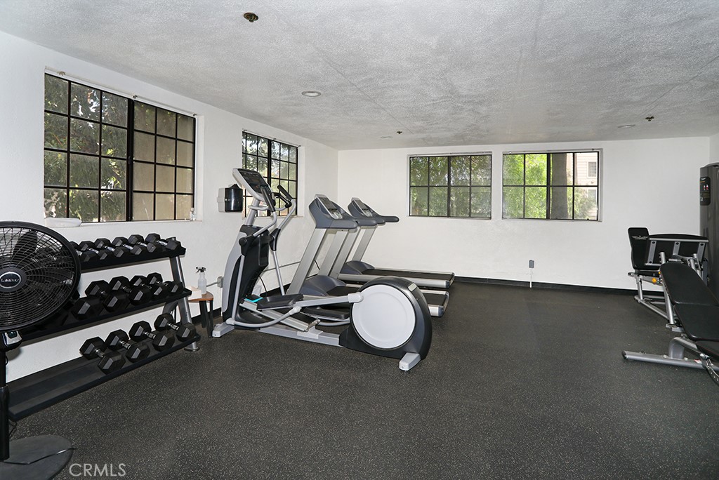 720 W 4th Street 118
