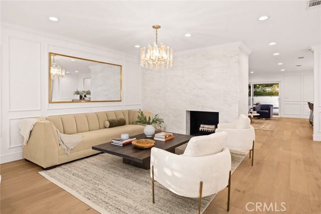 Detail Gallery Image 11 of 71 For 321 Wonderview Dr, Glendale,  CA 91202 - 4 Beds | 3 Baths