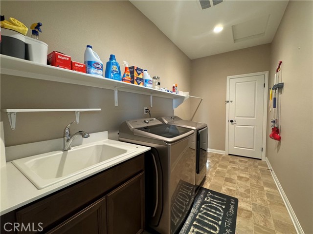 Detail Gallery Image 8 of 15 For 34282 Kensington St, Murrieta,  CA 92563 - 4 Beds | 2/1 Baths