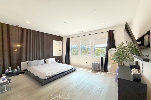 181 Abacus, Irvine CA: https://media.crmls.org/medias/98530914-ba61-4379-91c0-dd4ee6a53a79.jpg
