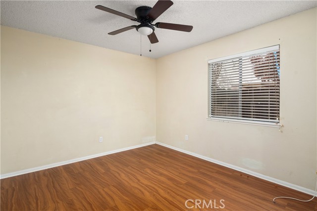 Detail Gallery Image 13 of 22 For 1618 Rench Rd, Bakersfield,  CA 93308 - 3 Beds | 2 Baths