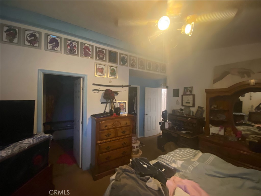 https://media.crmls.org/medias/98533a65-f8e0-441a-9266-7a10f82c0d3f.jpg?preset=X-Large