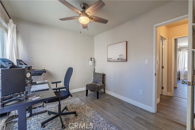 Detail Gallery Image 26 of 53 For 1422 Camelot Dr, Corona,  CA 92882 - 2 Beds | 1/1 Baths