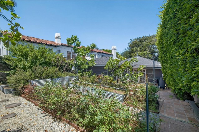 Detail Gallery Image 24 of 27 For 608 35th St, Manhattan Beach,  CA 90266 - 3 Beds | 2 Baths