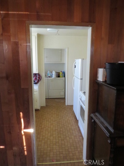 14866 Sutro Ave., Gardena CA: https://media.crmls.org/medias/98569f96-0a04-4410-8d32-fcbd08c1c18d.jpg