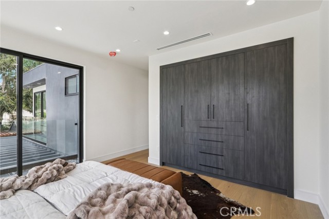 Detail Gallery Image 38 of 61 For 2227 N Lamer St, Burbank,  CA 91504 - 4 Beds | 4/1 Baths