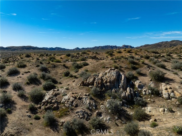 Detail Gallery Image 2 of 45 For 51856 Trails End Rd, Pioneertown,  CA 92268 - – Beds | – Baths