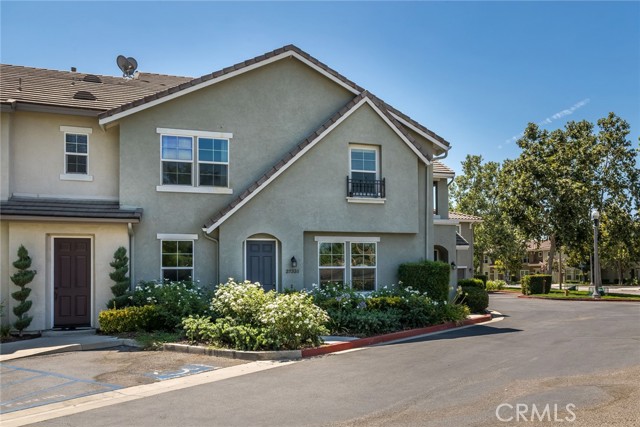 Detail Gallery Image 1 of 1 For 27331 Oaktree Pl, Valencia,  CA 91354 - 3 Beds | 2/1 Baths