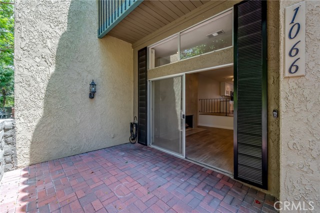 Detail Gallery Image 1 of 1 For 1066 Palo Verde Ave, Long Beach,  CA 90815 - 3 Beds | 2/1 Baths