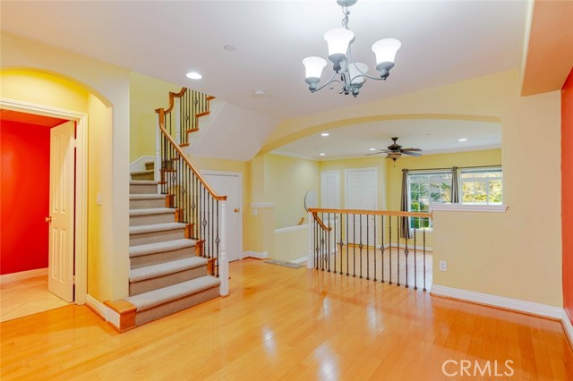 Detail Gallery Image 12 of 46 For 763 E Olive Ave, Burbank,  CA 91501 - 3 Beds | 2/1 Baths