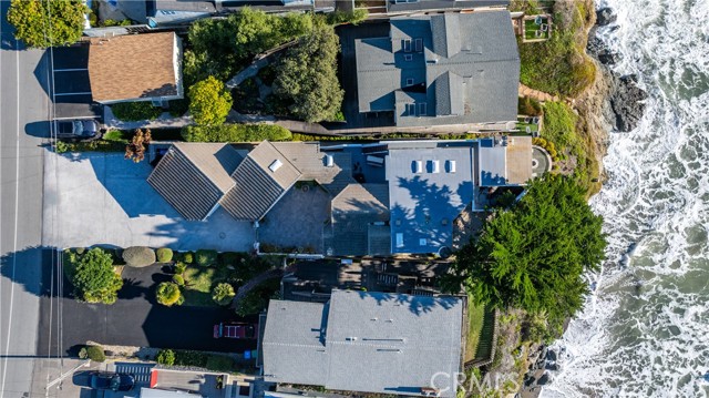 Detail Gallery Image 5 of 18 For 268 Pacific, Cayucos,  CA 93430 - 3 Beds | 3/1 Baths