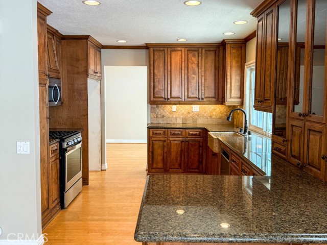 Detail Gallery Image 9 of 31 For 21241 Oakridge Ln, Trabuco Canyon,  CA 92679 - 3 Beds | 2/1 Baths