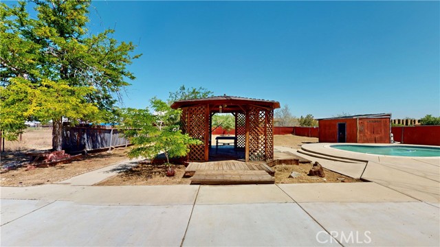 Detail Gallery Image 51 of 74 For 14380 La Brisa Rd, Victorville,  CA 92392 - 4 Beds | 2/1 Baths