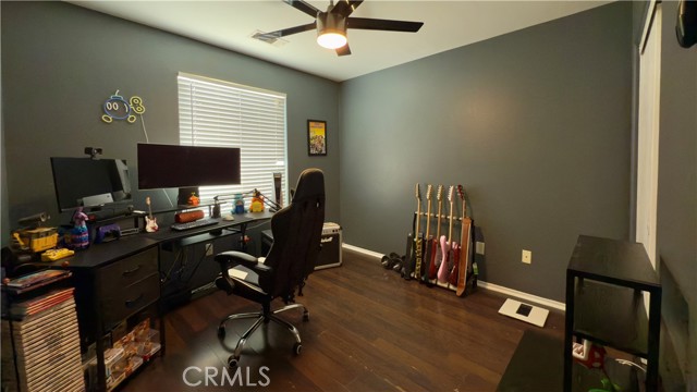 2234 Avenida Del Mar, Lancaster CA: https://media.crmls.org/medias/985930e3-c56a-4b29-8107-04946d705a64.jpg
