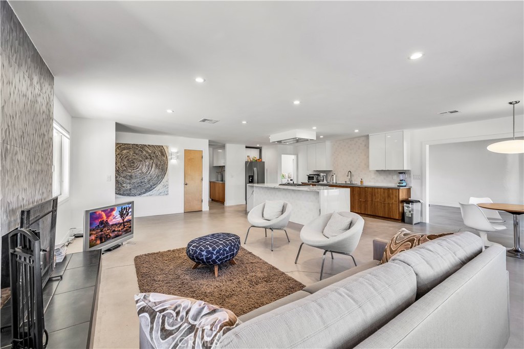 MLS #JT25256532 image #9