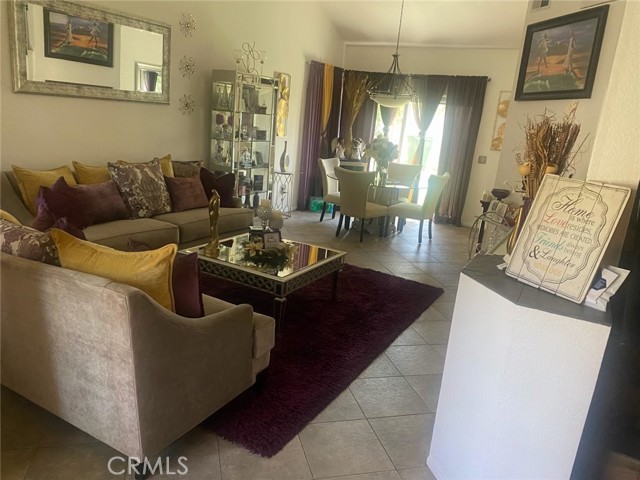 1860 Coolidge Street, Corona CA: https://media.crmls.org/medias/985c35cd-8737-4e4c-9e90-5fc73bcabe57.jpg