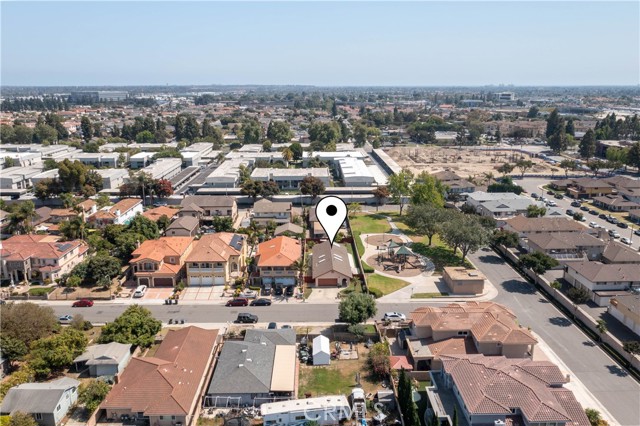 10262 Circulo De Juarez, Fountain Valley CA: https://media.crmls.org/medias/985c87f8-200e-428e-ba9e-c689936c0795.jpg
