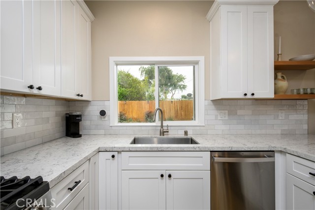 Detail Gallery Image 9 of 32 For 634 W West Ave, Fullerton,  CA 92832 - 4 Beds | 2 Baths