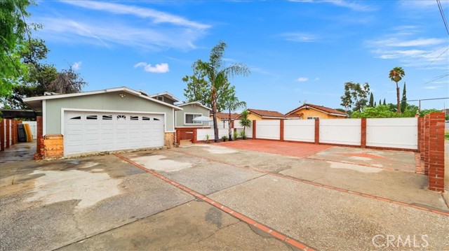 13176 Foothill Boulevard photo 3