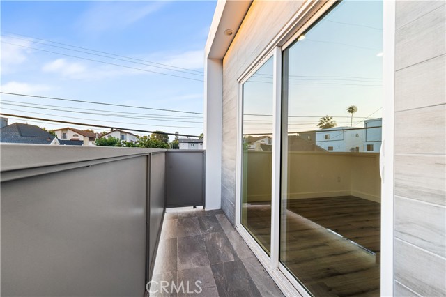 Detail Gallery Image 39 of 61 For 10857 Morrison St, North Hollywood,  CA 91601 - – Beds | – Baths
