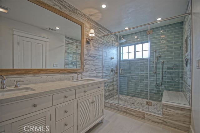 Detail Gallery Image 20 of 27 For 456 Ocean View Ave, Hermosa Beach,  CA 90254 - 8 Beds | 6 Baths