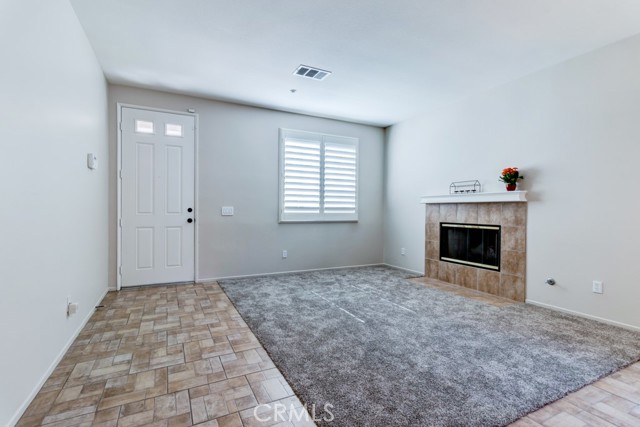 Detail Gallery Image 5 of 24 For 7143 Helena Pl, Fontana,  CA 92336 - 4 Beds | 2/1 Baths