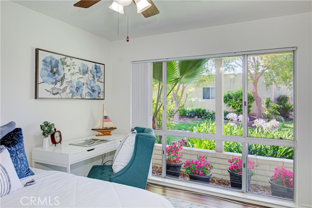 2164 Via Mariposa E, Laguna Woods CA: https://media.crmls.org/medias/985fb6da-5f46-4bf1-a594-90e807f0ae3e.jpg