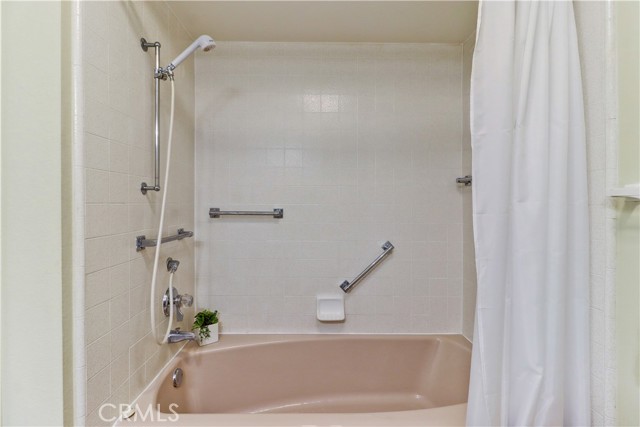 Detail Gallery Image 21 of 53 For 611 Avenida Sevilla #P,  Laguna Woods,  CA 92637 - 2 Beds | 2 Baths